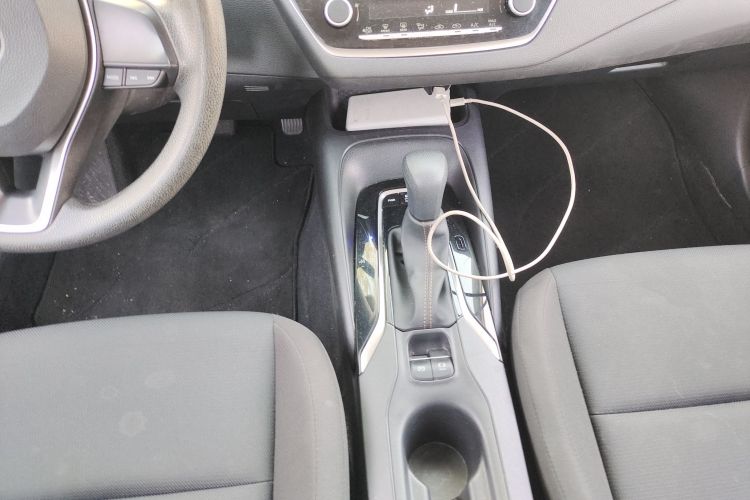 丰田 雷凌 2023款 TNGA 1.5L CVT进取版局部细节18