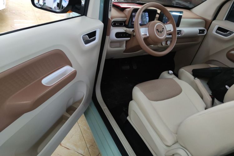 五菱汽车 宏光MINIEV 2024款 第三代 215km 进阶版中控内饰20