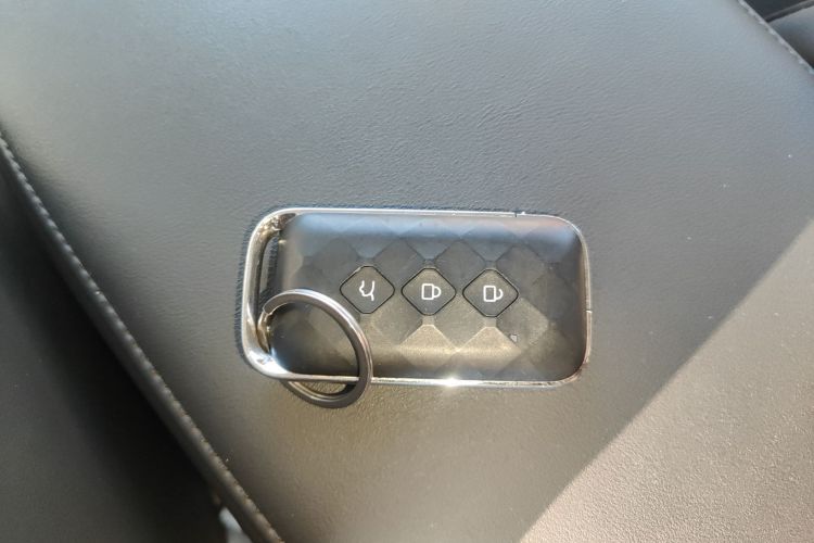 五菱汽车 五菱佳辰 2022款 1.5T CVT智享豪华型中控内饰11