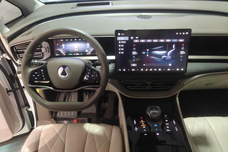 腾势D9 2022款 DM-i 970 四驱尊荣型局部细节16