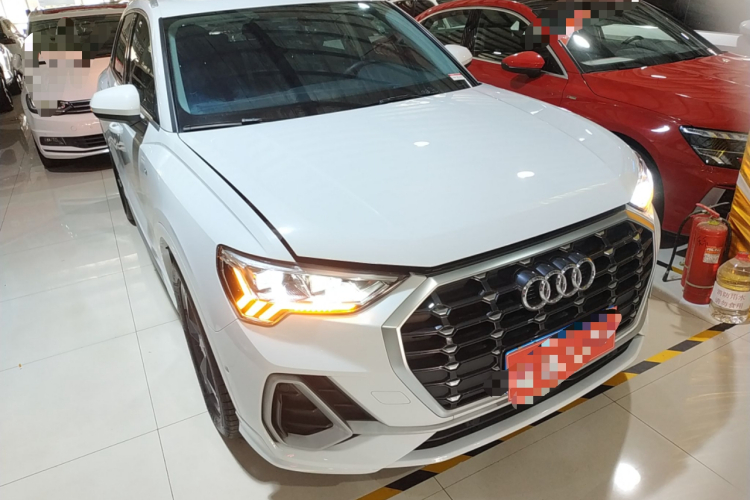 奥迪Q3 2023款 35 TFSI 时尚动感型（1.5T）车身外观6002