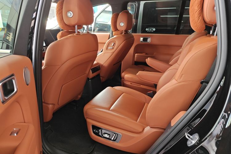 理想汽车 理想L9 2024款 Ultra中控内饰21