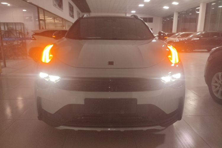 领克01 EM-P 2023款 1.5TD EM-P PM车身外观2