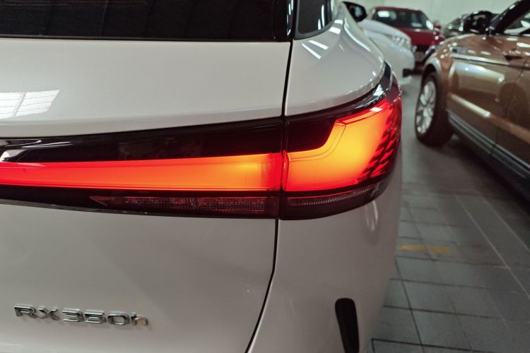 雷克萨斯RX 2023款 350h 两驱悦享版车身外观6006