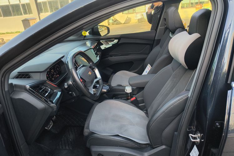 奥迪Q4 e-tron 2023款 40 e-tron 创境版中控内饰19