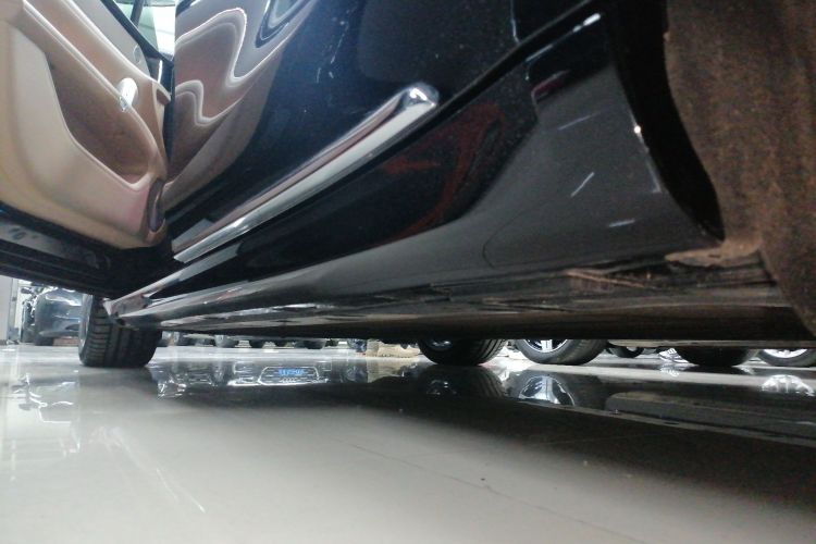 鸿蒙智行 享界S9 2024款 纯电 Ultra 四驱旗舰版局部细节9002