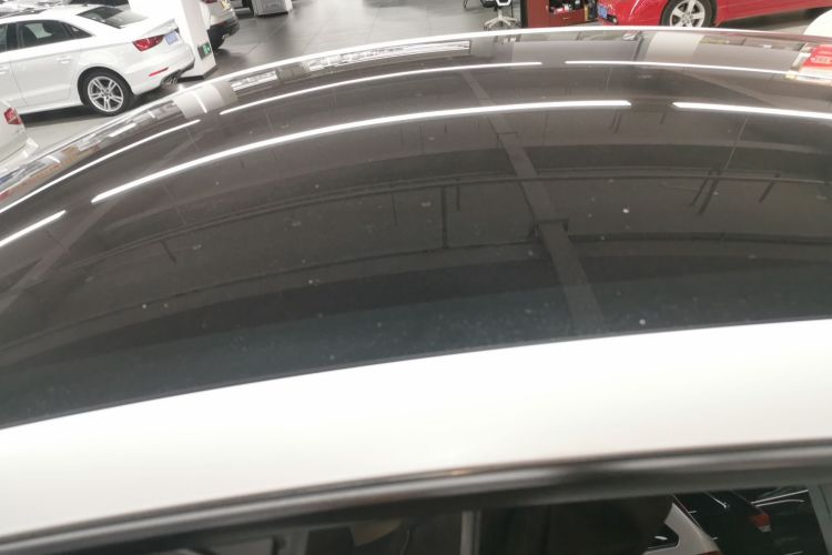 特斯拉 Model Y 2022款 改款 后轮驱动版局部细节57