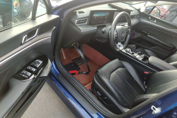 起亚K5 2020款 270T CVVD 豪华科技版中控内饰20