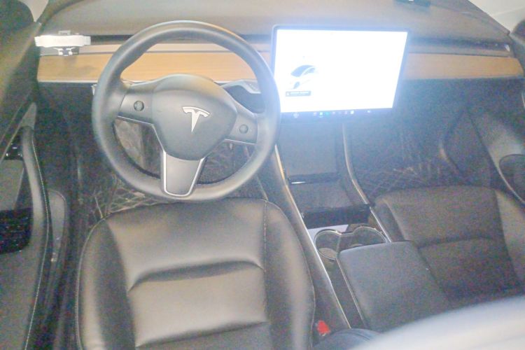 特斯拉 Model 3 2020款 改款 标准续航后驱升级版中控内饰7002