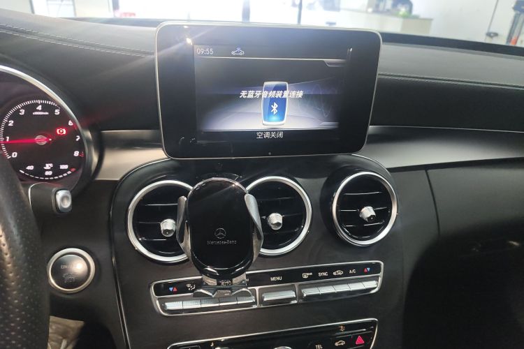 奔驰C级 2018款 C 200 L 运动版局部细节16