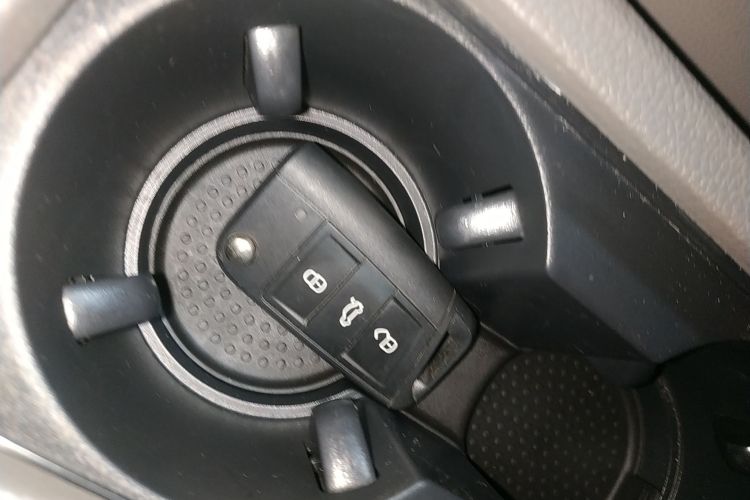 大众 高尔夫 2015款 1.4TSI 自动旗舰型中控内饰11