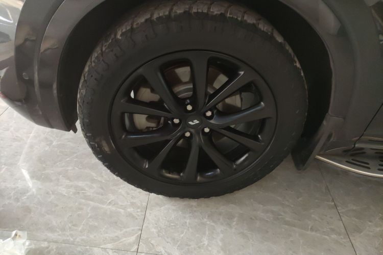 理想汽车 理想ONE 2020款 增程6座版车身外观6007