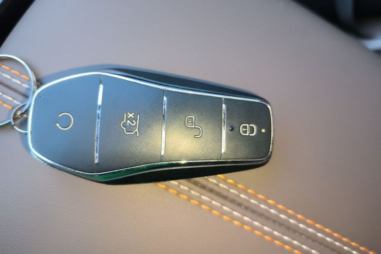 比亚迪 秦PLUS 2023款 冠军版 EV 420KM领先型中控内饰11