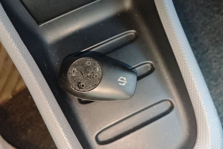 零跑汽车 零跑T03 2020款 400轻享版中控内饰11