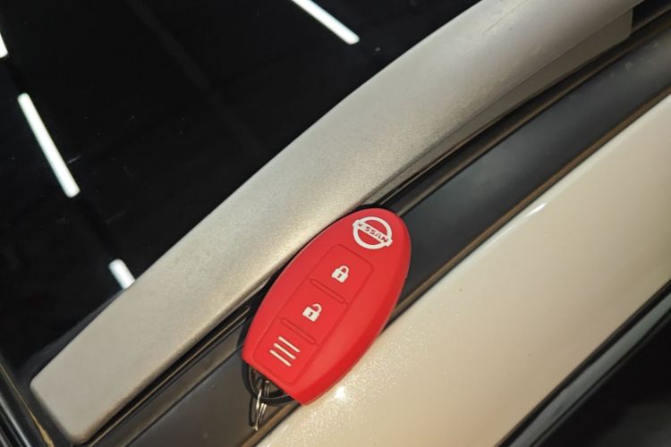 日产 逍客 2021款 2.0L CVT豪华版中控内饰11