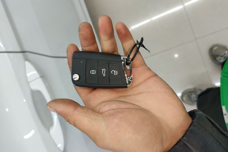 大众 宝来 2025款 200TSI DSG悦行PRO版中控内饰11