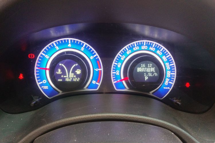 比亚迪L3 2015款 节能版 1.5L 自动舒适型中控内饰14