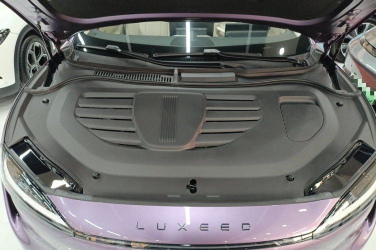 鸿蒙智行 智界R7 2025款 增程 251km Max局部细节24