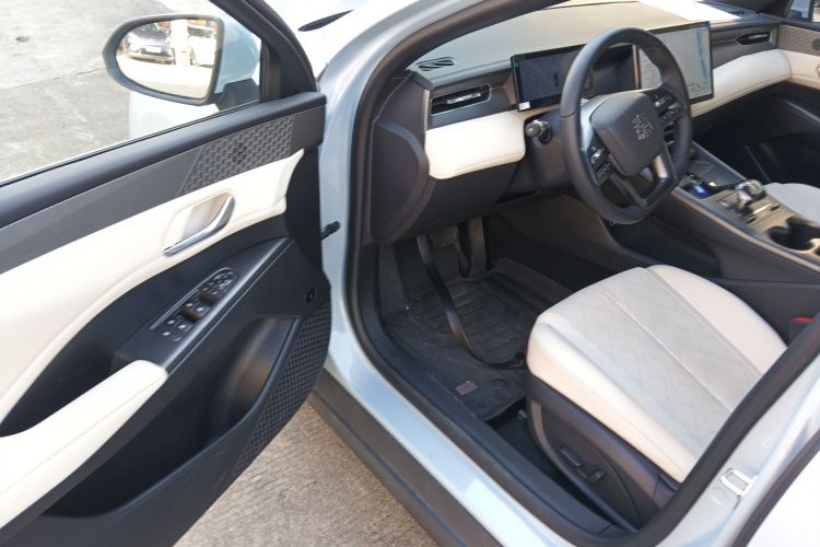 比亚迪 秦PLUS 2025款 DM-i 智驾版 120KM超越型中控内饰20