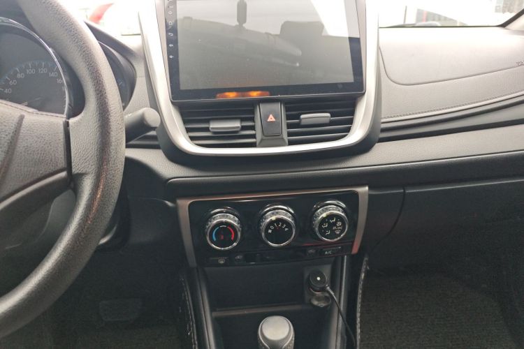 丰田 威驰 2017款 1.5L CVT创行版中控内饰16