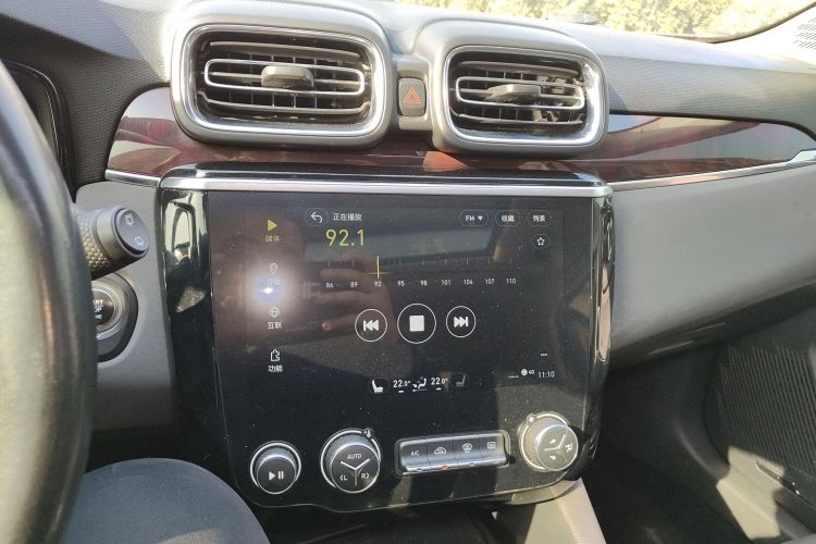 领克02 2019款 高能版 2.0T 自动两驱耀版 国VI局部细节16