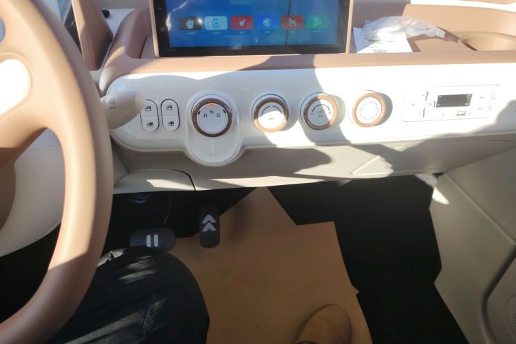 奔腾小马 2026款 222km 萌趣马 Plus中控内饰18