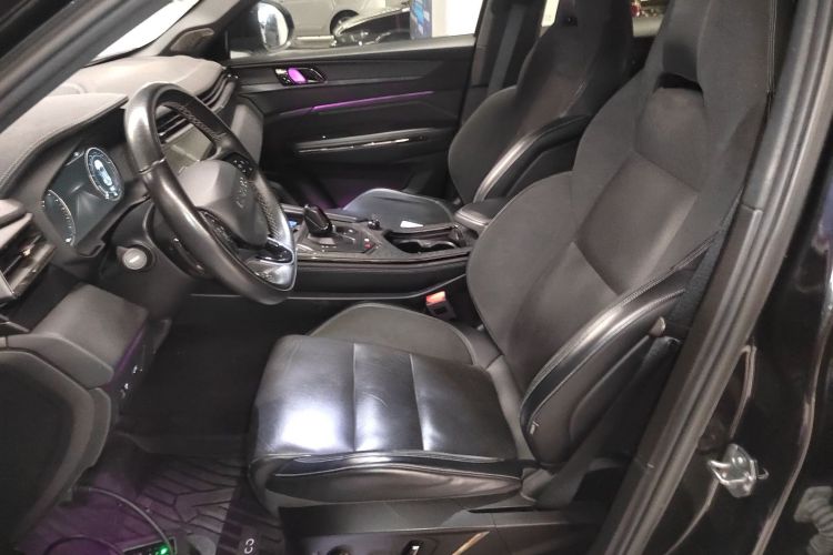 领克01 2021款 2.0TD 四驱暗夜版局部细节19