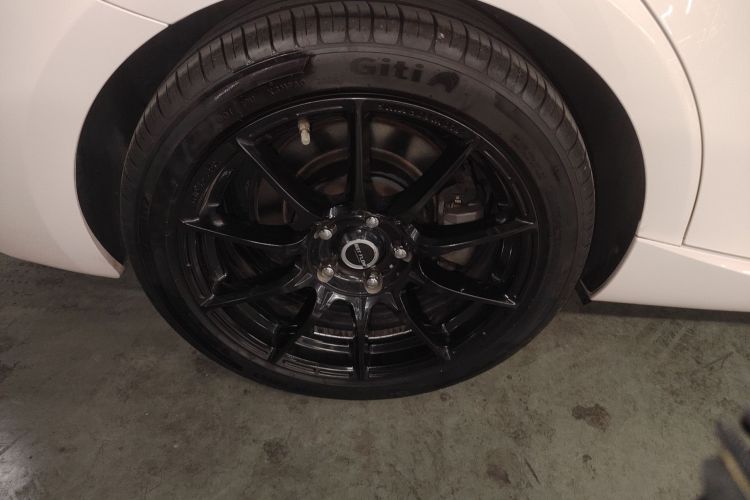 雷克萨斯IS 2017款 300 F SPORT版车身外观6007