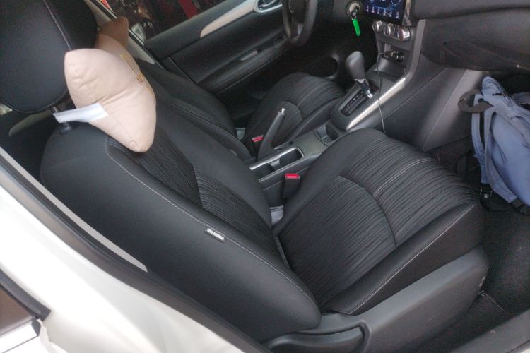 日产 轩逸 2022款 经典 1.6XE CVT舒适版局部细节41