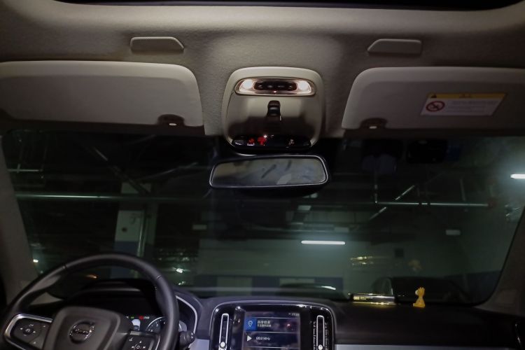 沃尔沃XC40 2021款 T4 四驱智行时尚版中控内饰22