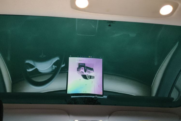 特斯拉 Model 3 2022款 Performance高性能全轮驱动版中控内饰22