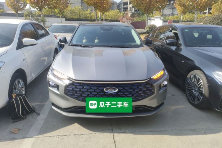 福特 蒙迪欧 2022款 改款 EcoBoost 245 豪华型车身外观2