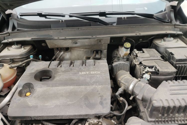 奇瑞 瑞虎8 2021款 鲲鹏版 290TGDI 自动逐风+版机舱底盘24