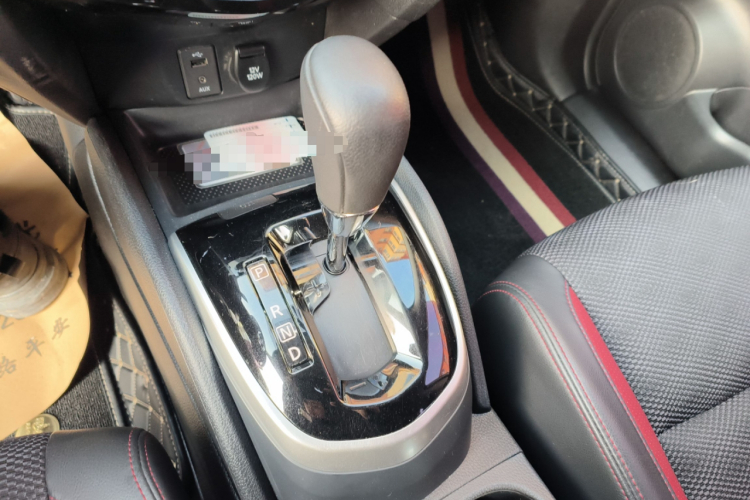 日产 逍客 2017款 2.0L CVT智享版 国VI中控内饰18