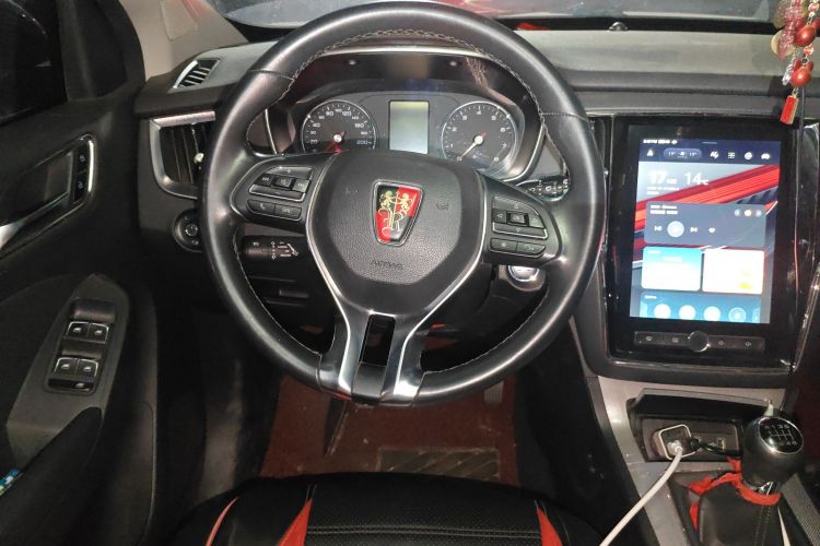 荣威RX5 2018款 20T 两驱手动互联网智尊版中控内饰13