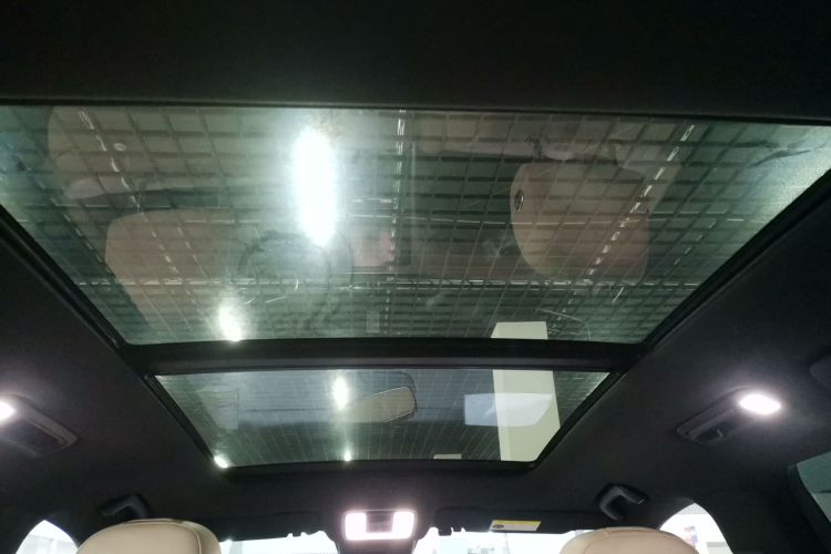 理想汽车 理想ONE 2020款 增程6座版中控内饰22