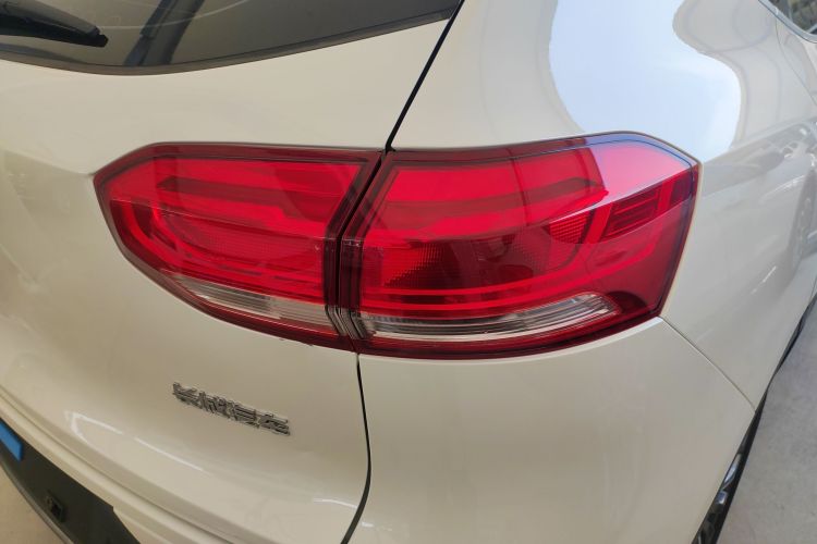 哈弗H6 2020款 1.5GDIT 自动铂金豪华版车身外观9