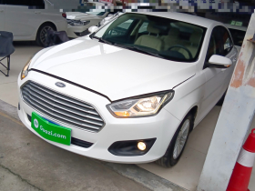 福特 福睿斯 2015款 1.5L 手动舒适型