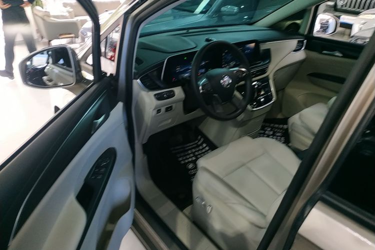 别克GL8 2023款 ES陆尊 舒适型中控内饰7003