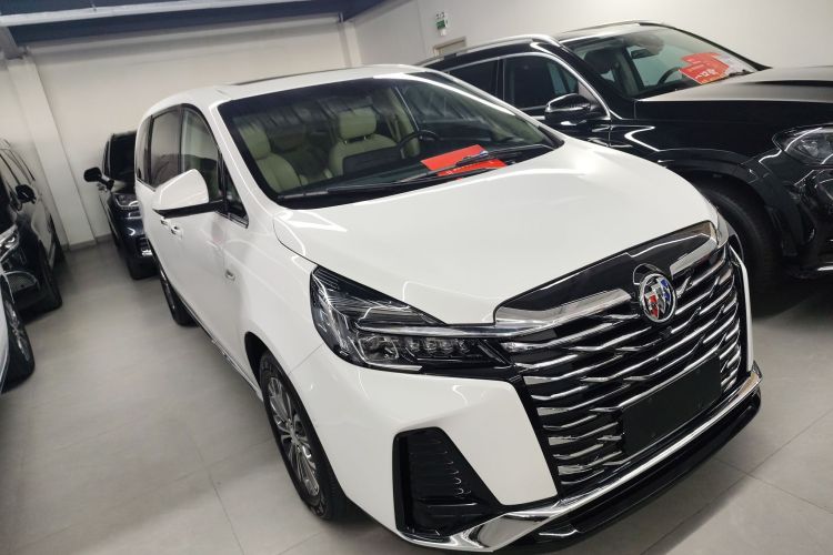 别克GL8 2023款 陆上公务舱 尊贵型车身外观6002