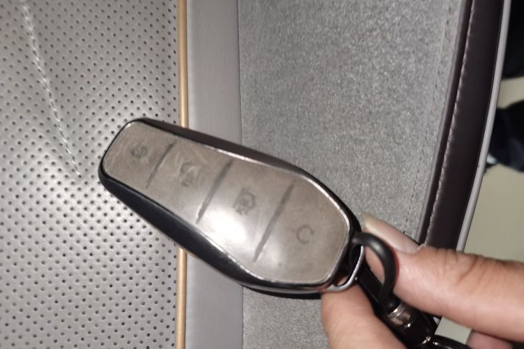 比亚迪 护卫舰07 2023款 DM-i 100KM 尊贵型中控内饰11