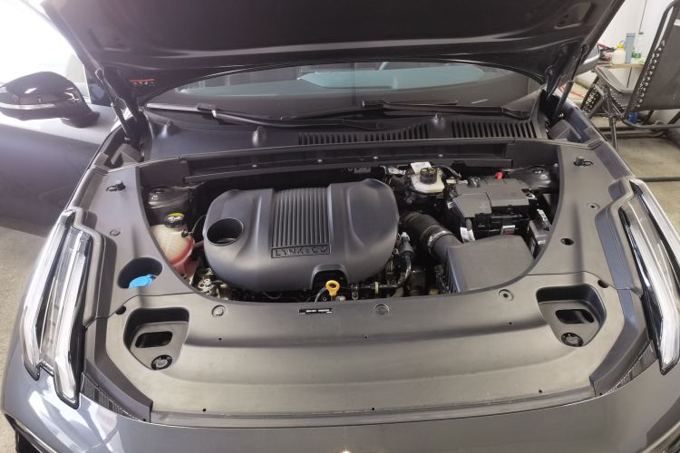 领克03 2023款 1.5TD DCT劲Pro机舱底盘24