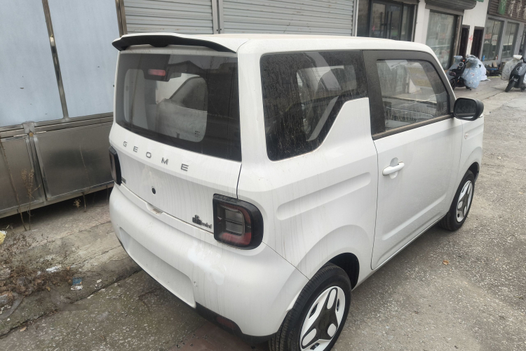 吉利银河 熊猫 2025款 210km 元气熊车身外观6005