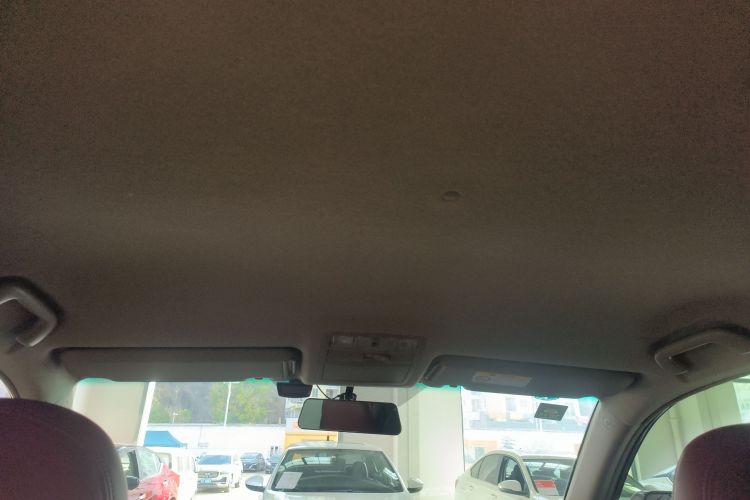 丰田 汉兰达 2012款 2.7L 两驱5座精英版中控内饰22