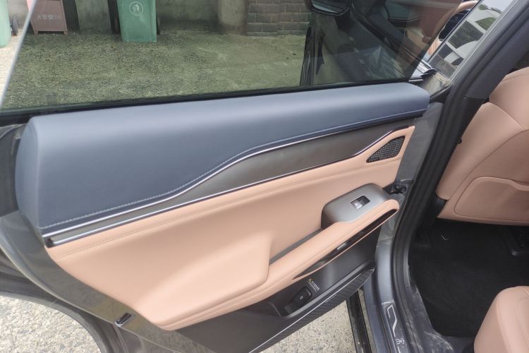 比亚迪 宋L EV 2024款 662km 卓越型中控内饰7008