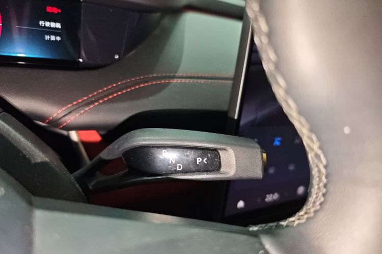 小米汽车 小米SU7 2024款 四驱超长续航高阶智驾Max版中控内饰18