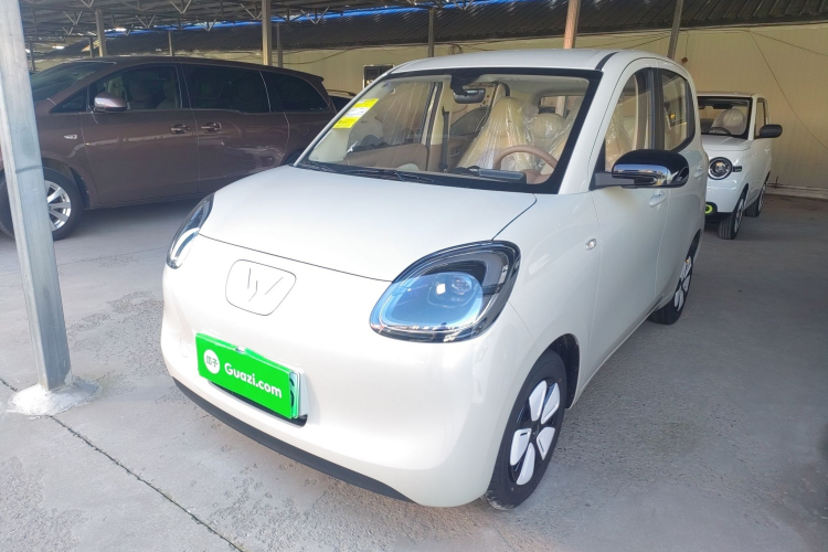 五菱汽车 宏光MINIEV 2025款 四门版 进阶款车身外观1