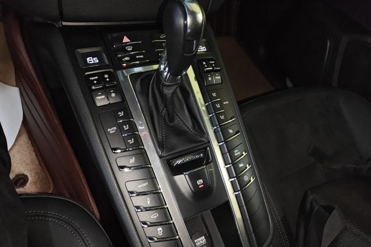 保时捷 2017款  Macan S 3.0T中控内饰18