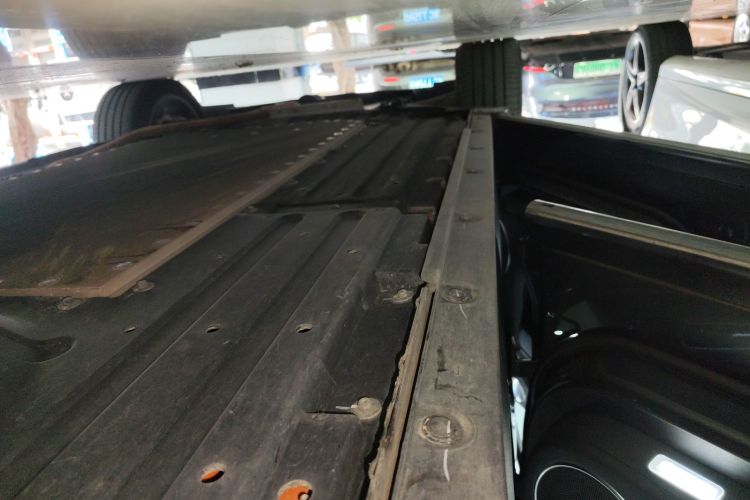 理想汽车 理想L8 2023款 Air局部细节9002