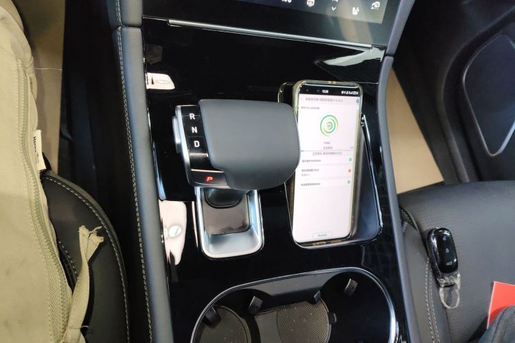 理想汽车 理想ONE 2021款 增程6座版中控内饰18